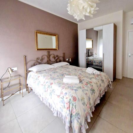Olivella21 Luxury Apartment Montesanto ナポリ エクステリア 写真