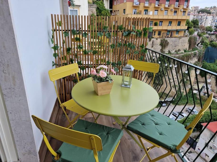 Olivella21 Luxury Apartment Montesanto ナポリ エクステリア 写真