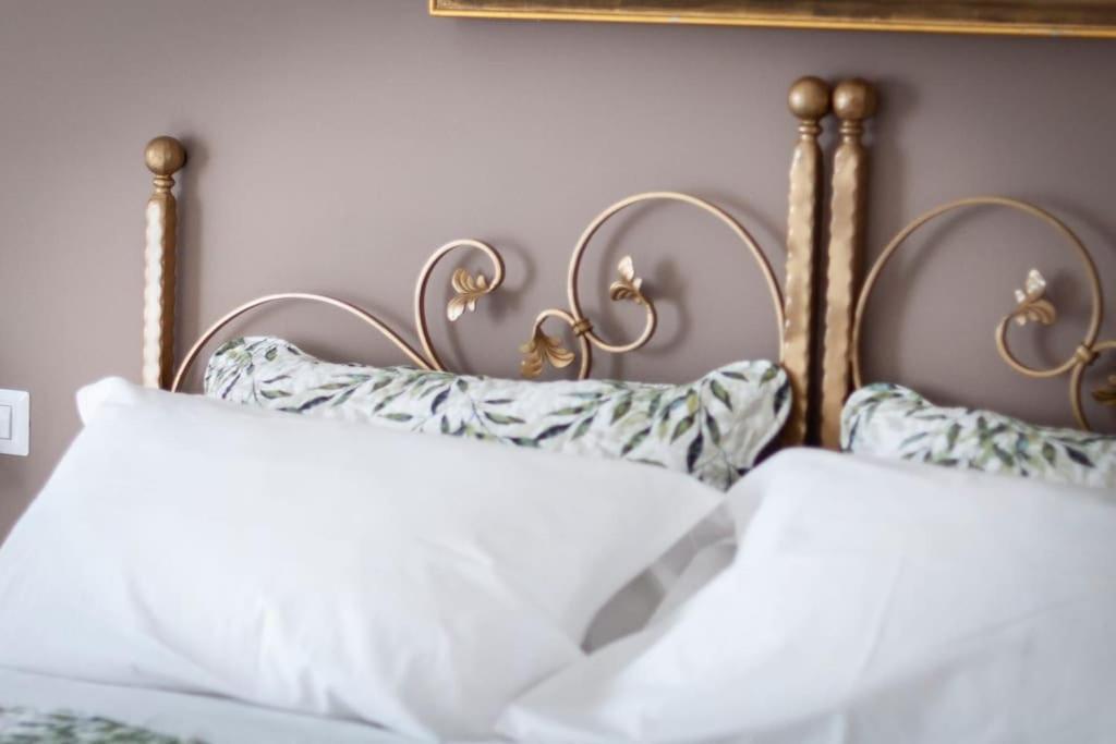 Olivella21 Luxury Apartment Montesanto ナポリ エクステリア 写真
