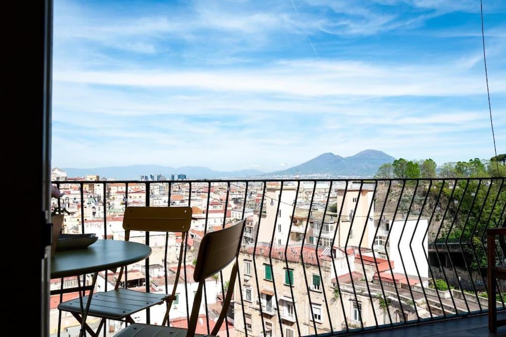 Olivella21 Luxury Apartment Montesanto ナポリ エクステリア 写真